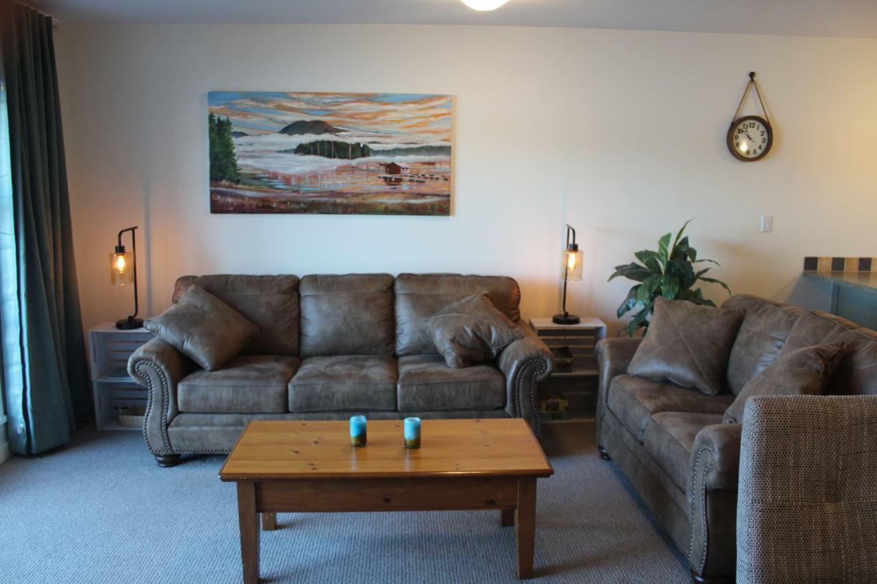 Siennas Harbour House Appartement Tofino Buitenkant foto